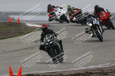 media/Nov-29-2025-TrackDaz (Sat) [[10ae2d9bce]]/A Group/Session 3 (Outside Grapevine)/